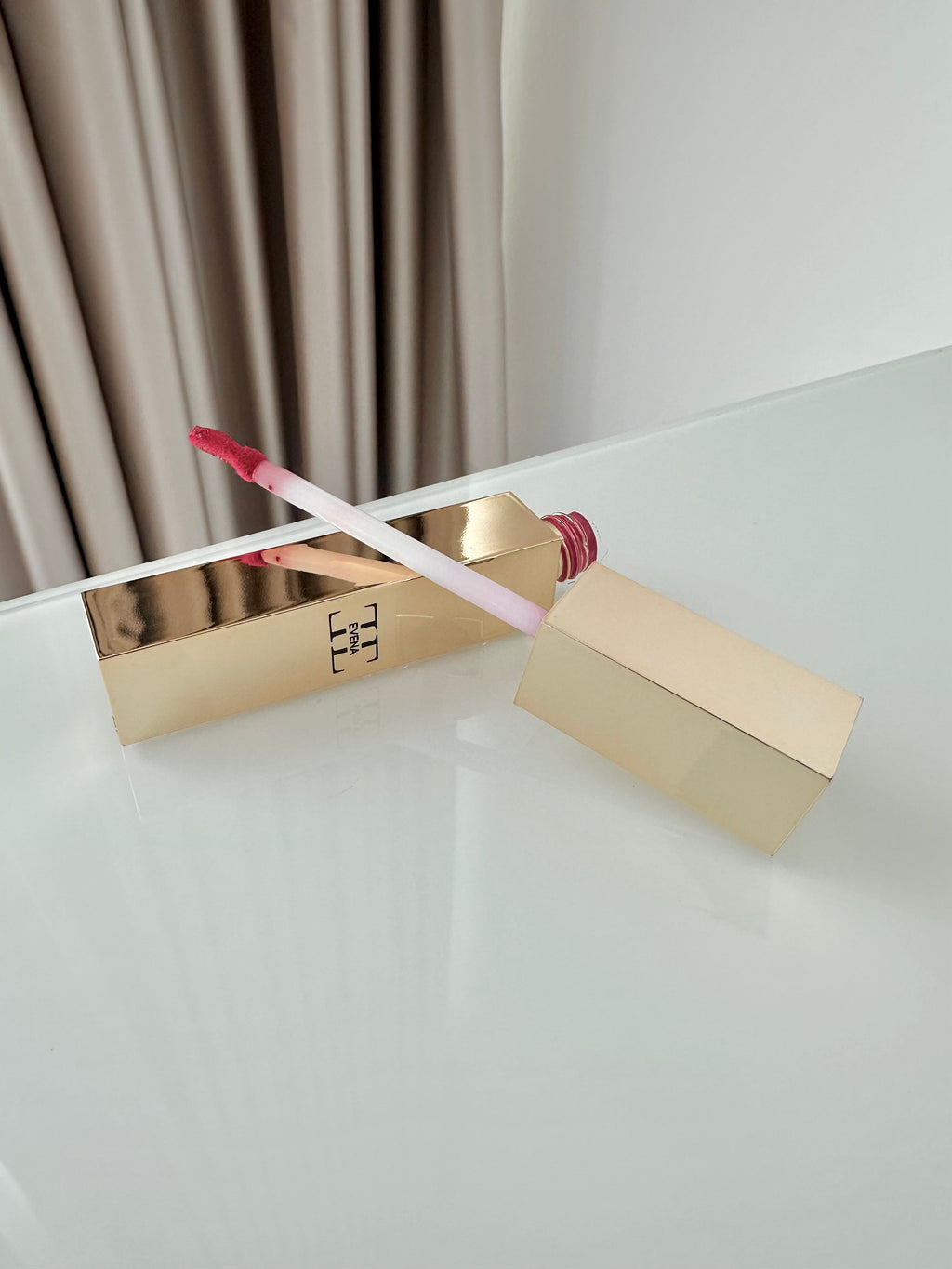 Lipstick, numéro 12